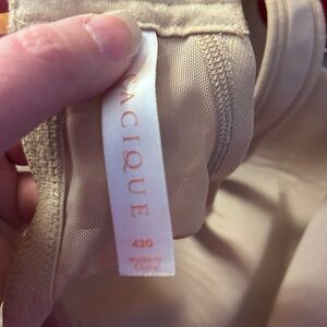 Bra size 42g women’s Cacique lightly lined balconette bra